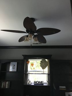 Hampton bay Ceiling fan