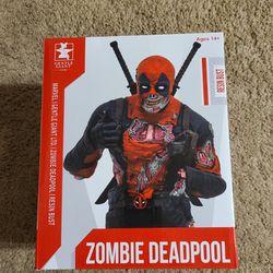 Marvel Zombie Deadpool 1/6 Scale Bust Limited Edition SDCC Exclusive
