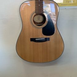 Yamaha Guitar