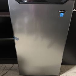 NEW Danby Diplomat Stainless Steel Compact Refrigerator