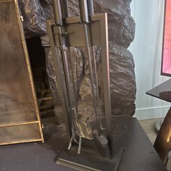 Fireplace Screen And Accessories 