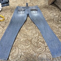GUESS Skinny Jeans - Size 30
