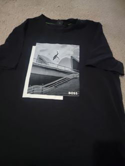 Men's Hugo Boss T shirt