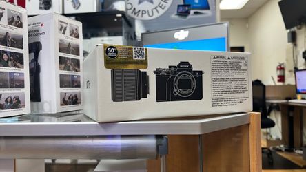 Sony a7 V with 28-70mm