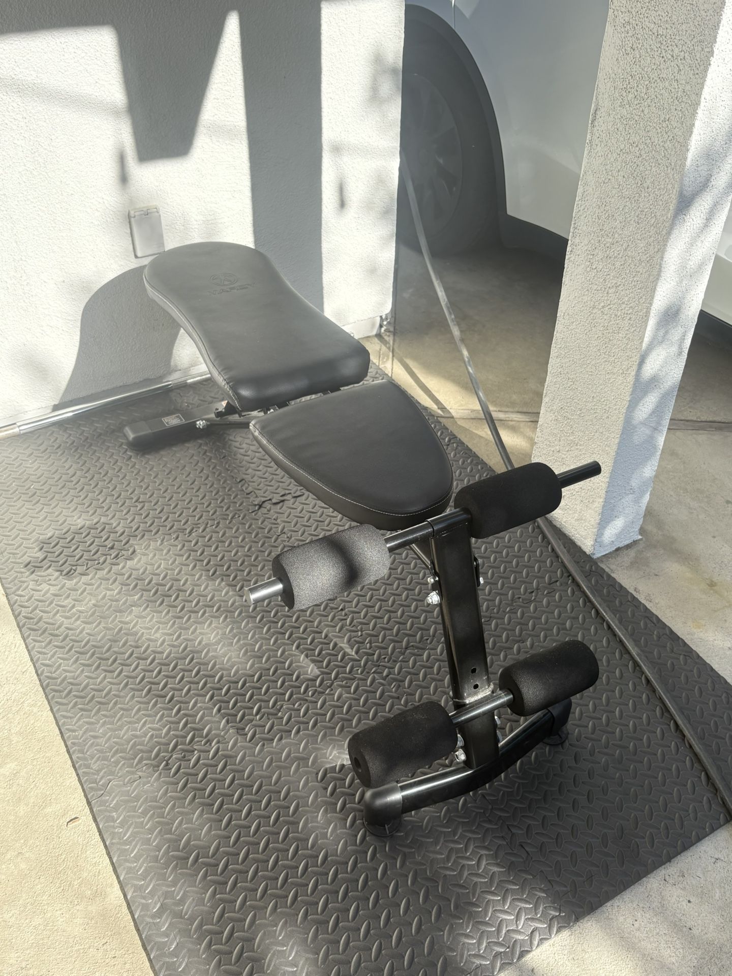 Workout bench with mats