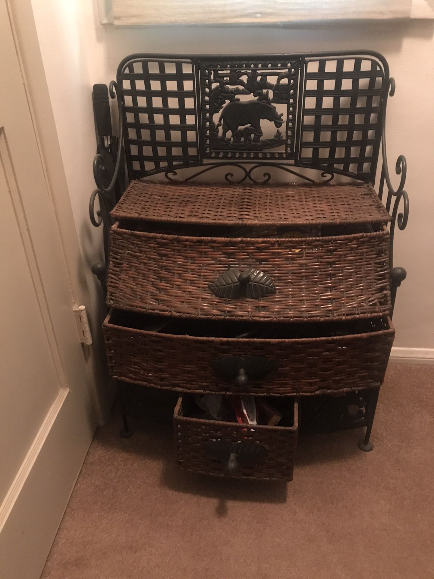 Storage drawer