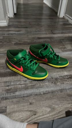 Nike SB Dunk Mid Pro "Watermelon" - Size 10.5 US