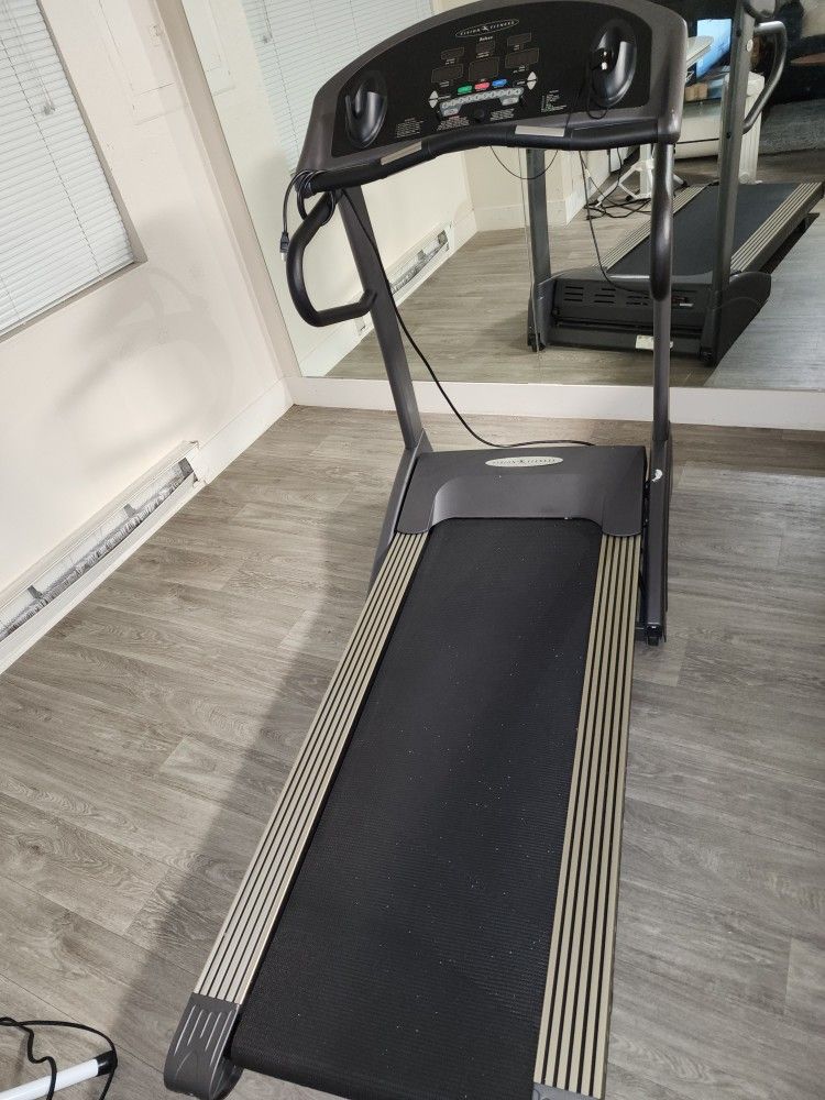 vision fitness treadmill t9450 for Sale in Kent, WA OfferUp