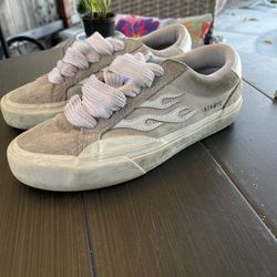 Straye Shoes