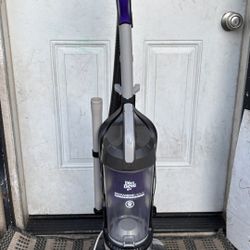 Dirt Devil Power Max Vacuum
