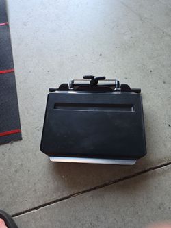 Steering headrest tray