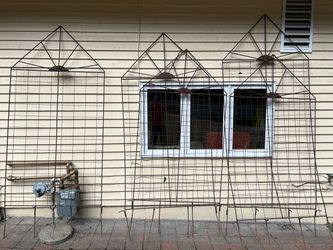 Large custom garden trellises (5)