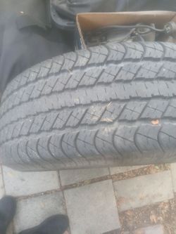 275/60/20 (2) tires
