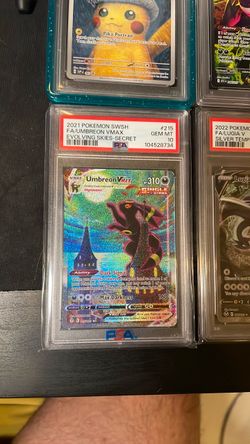 UMBREON VMAX “MOONBREON”