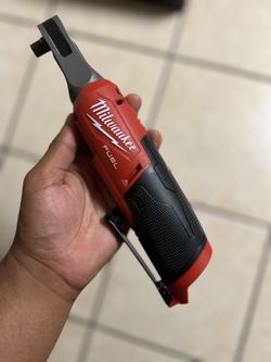 Milwaukee Fuel M12 3/8 Ratchet 