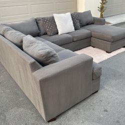 Huge Dark Grey Sectional Couch Sofa From Ashley Furniture In Excellent Condition - FREE DELIVERY 🚛