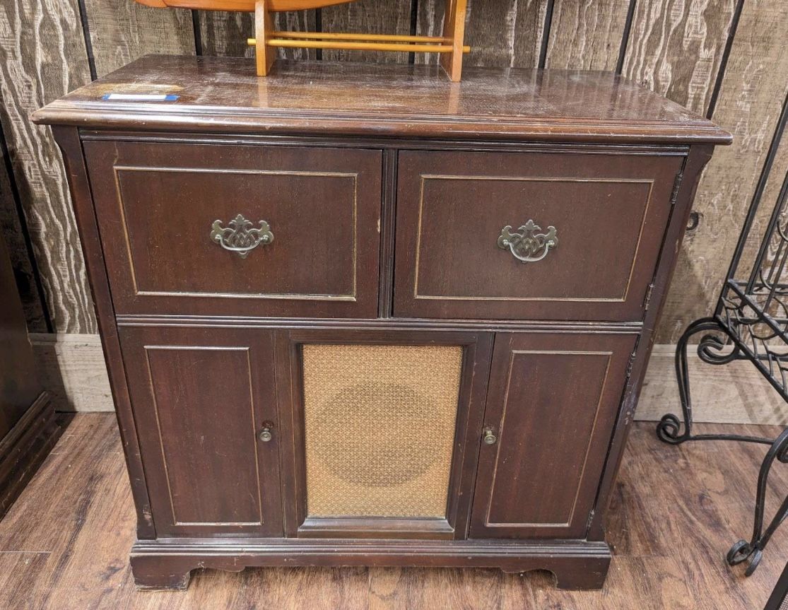 Antique Stereo
