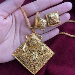 22k Gold Plated Jewelry Set Studs Chain Pedant Women’s Jewellery 