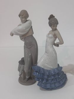 Nao Porcelain Figurines Dancing Couple Set of 2