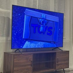 70 In Tv And Tv Stand 