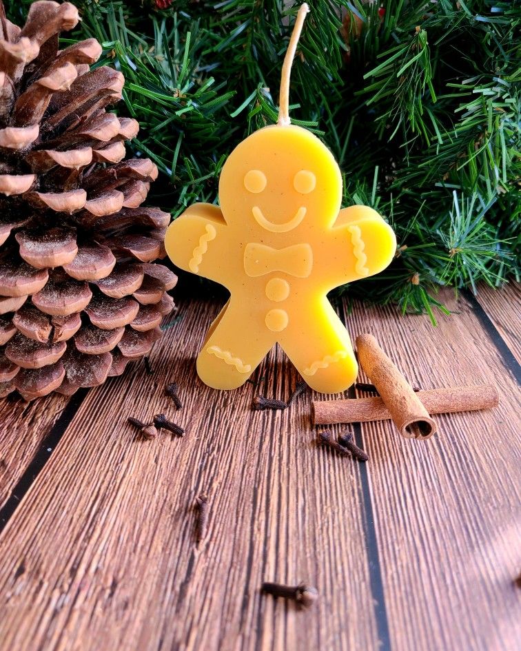 Gingerbread Man Candle