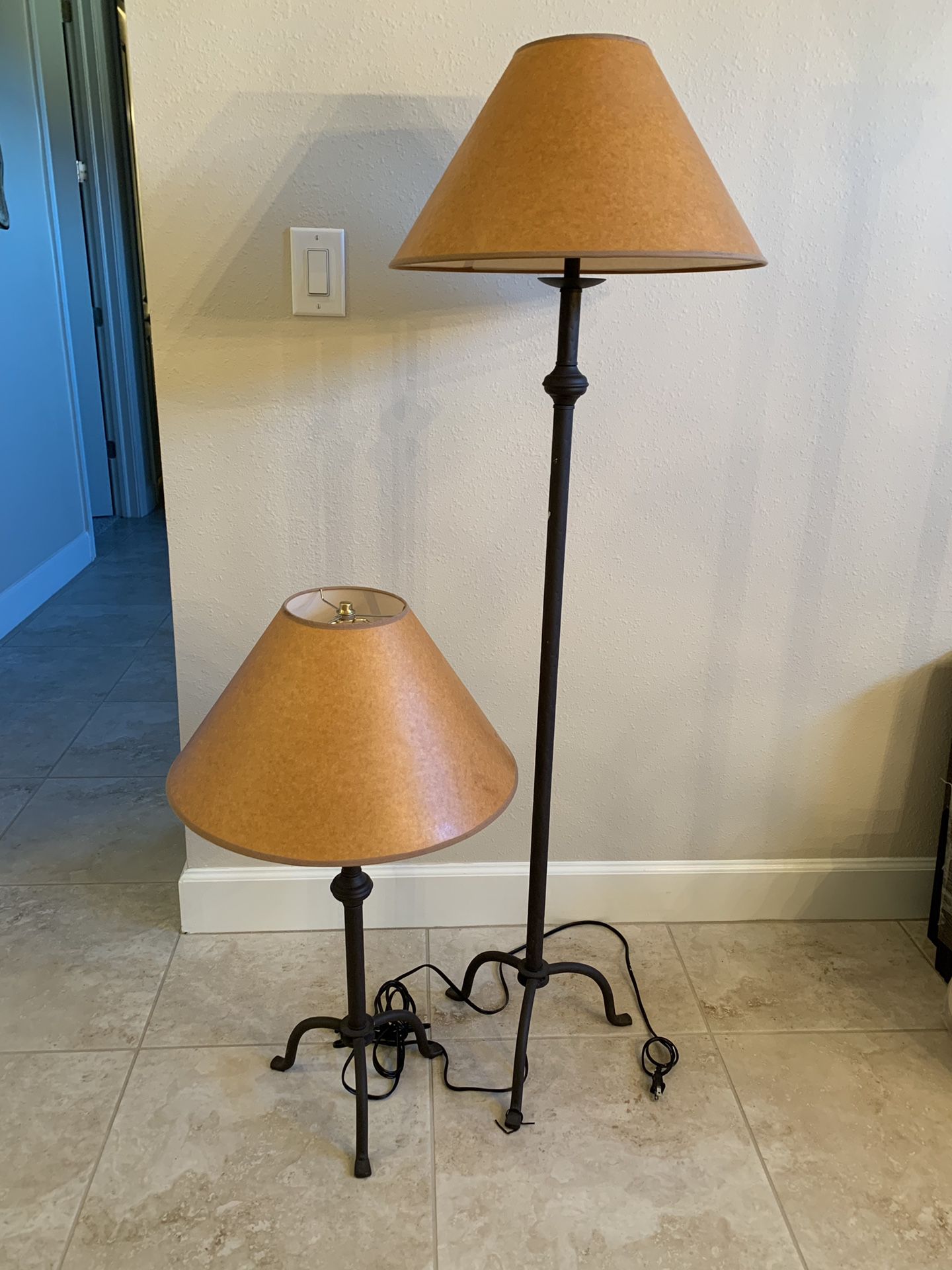Pottery Barn Floor lamp and matching table lamp