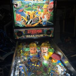 Roadshow Pinball Arcade Game Machine 
