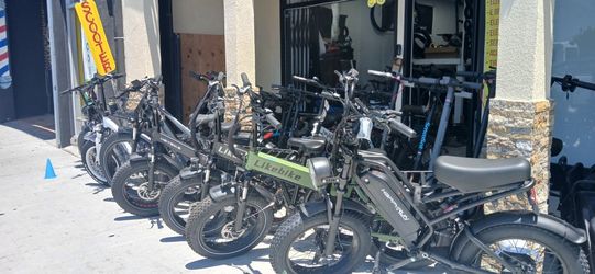 Electric Bkies And Scooters