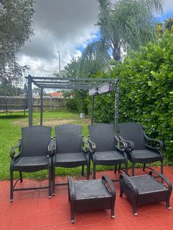 Vendo sillas y pérgola