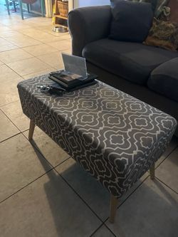Storage ottoman