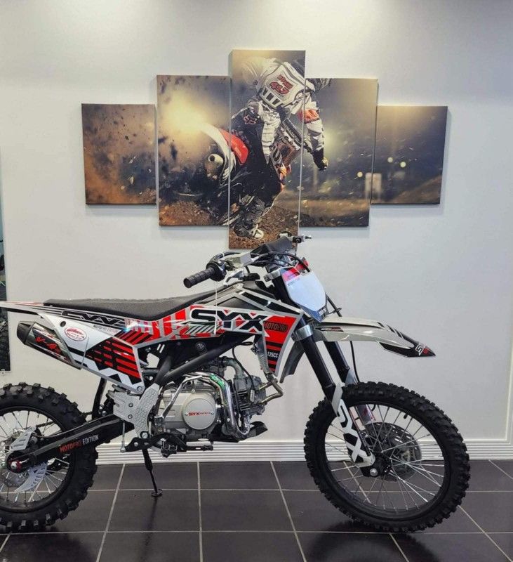 125cc Manual Dirt Bike Brand New Grene Sticker 2025 Model Syx Rfz