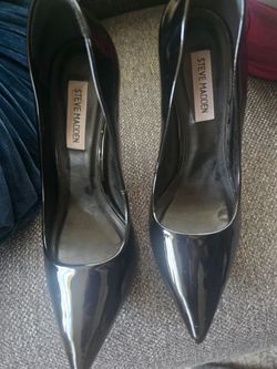 Steve Madden 4 inch black heels