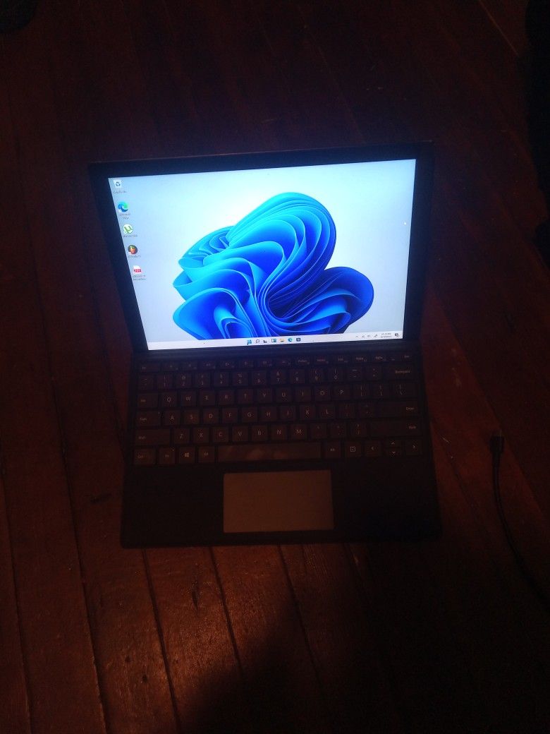 Microsoft Surface Pro 7