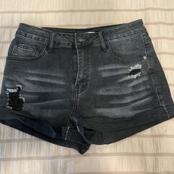 women’s Fashion Nova Black 🖤shorts size 5