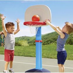 New - Little Tikes Basketball Hoop w 3 balls