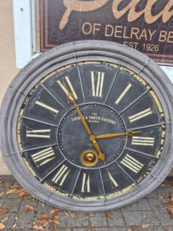 Decorative clock