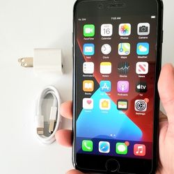 iPhone 8 Plus - UNLOCKED - Like New 