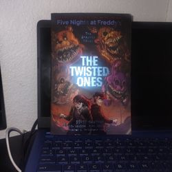 FNAF The Twisted Ones Graphic Novel 
