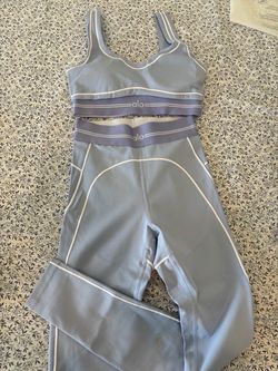 Alo Yoga Set