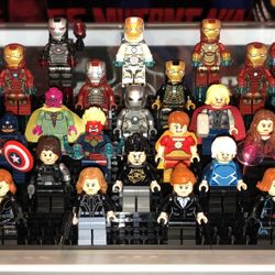 LEGO Marvel Avengers 26 Retired Minifigs Iron Man Captain America Black Widow Thor Loki Quick Silver Scarlet Witch Vision Winter Soldier Hyperion +New