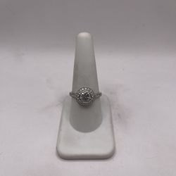 14kt Gold Engagement Style Ring w/ Stones