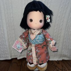 Precious Moments Children Of The World Japan Doll 15”by Applause.  Great Shape!