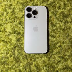 iPhone 16 Pro | 128GB | Natural Titanium | Factory Unlocked