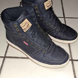 Levi's Stanton Waxed Athletic Sports Sneakers.   Size 13