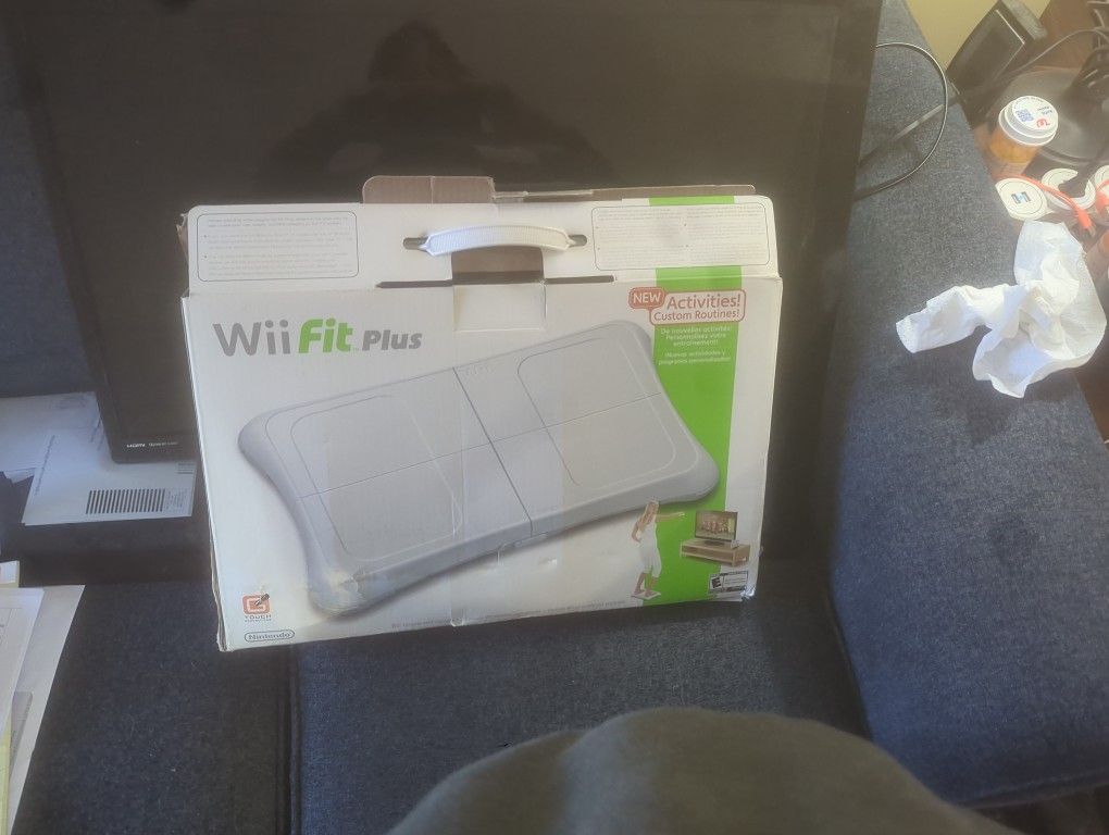 Wii. Fit Plus