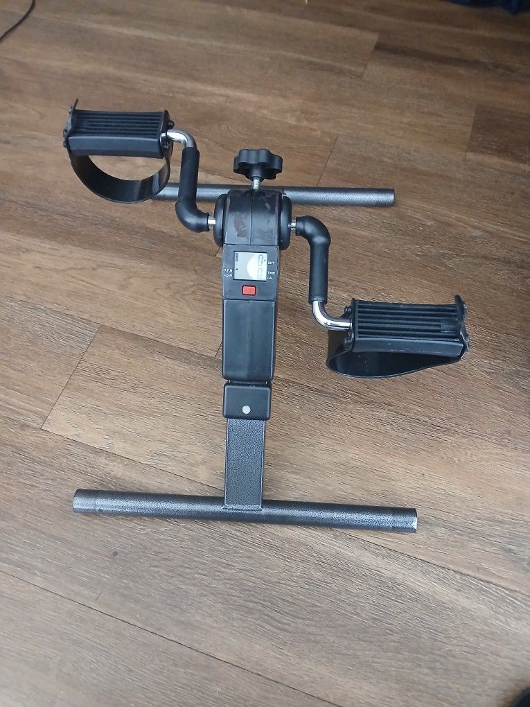 Used Upper And Lower Body Exercise Machine