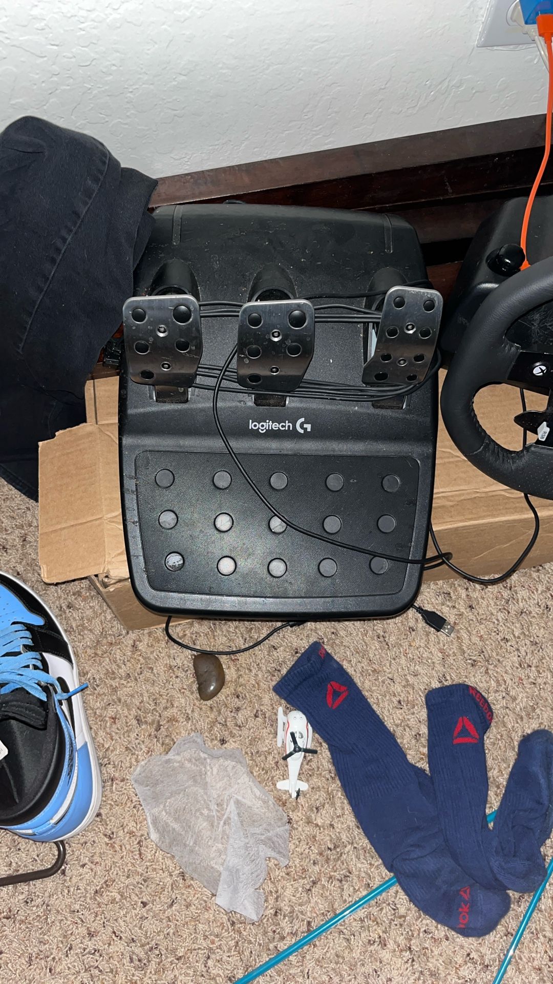 G920 Wheel And Peddles 