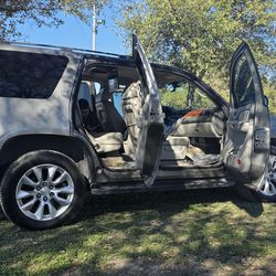 Working-travel-familyVehicle