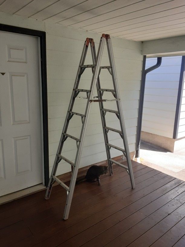 ELMA. 6' FOLD UP ALUMINUM LADDER $45.00