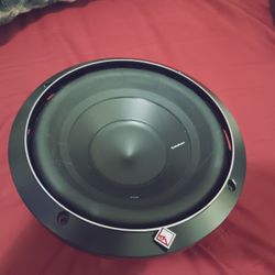 Rockford Fosgate 8-in dual voice coil 250 watt to 500 W subwoofer. works great!